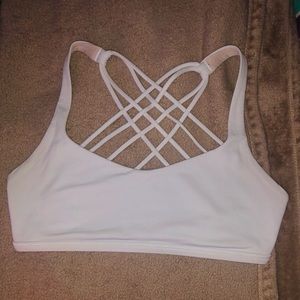 Lululemon free to be wild bra